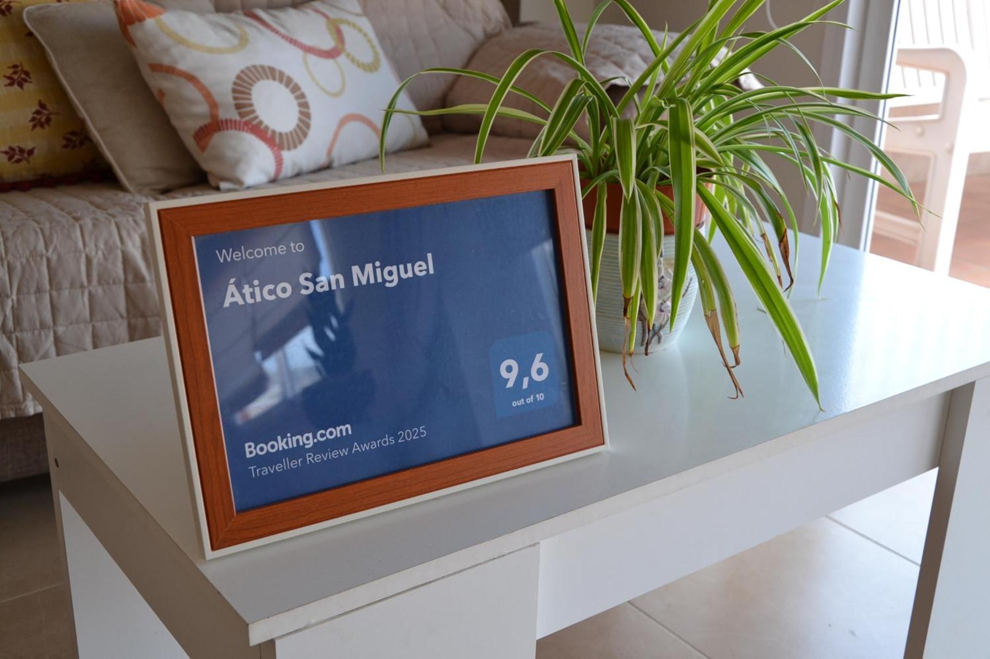 Atico San Miguel Apartment *